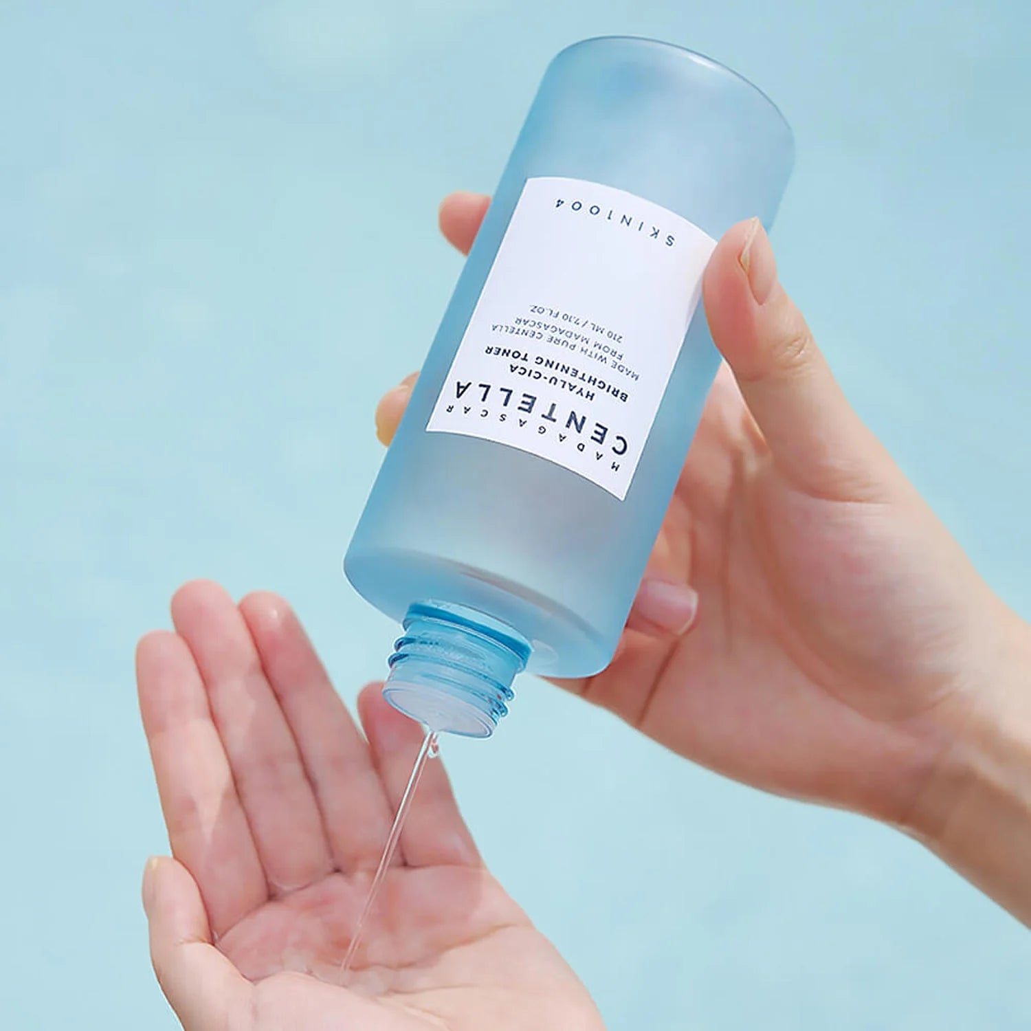 SKIN1004 Madagascar Centella Hyalu Cica Brightening Toner 210ml